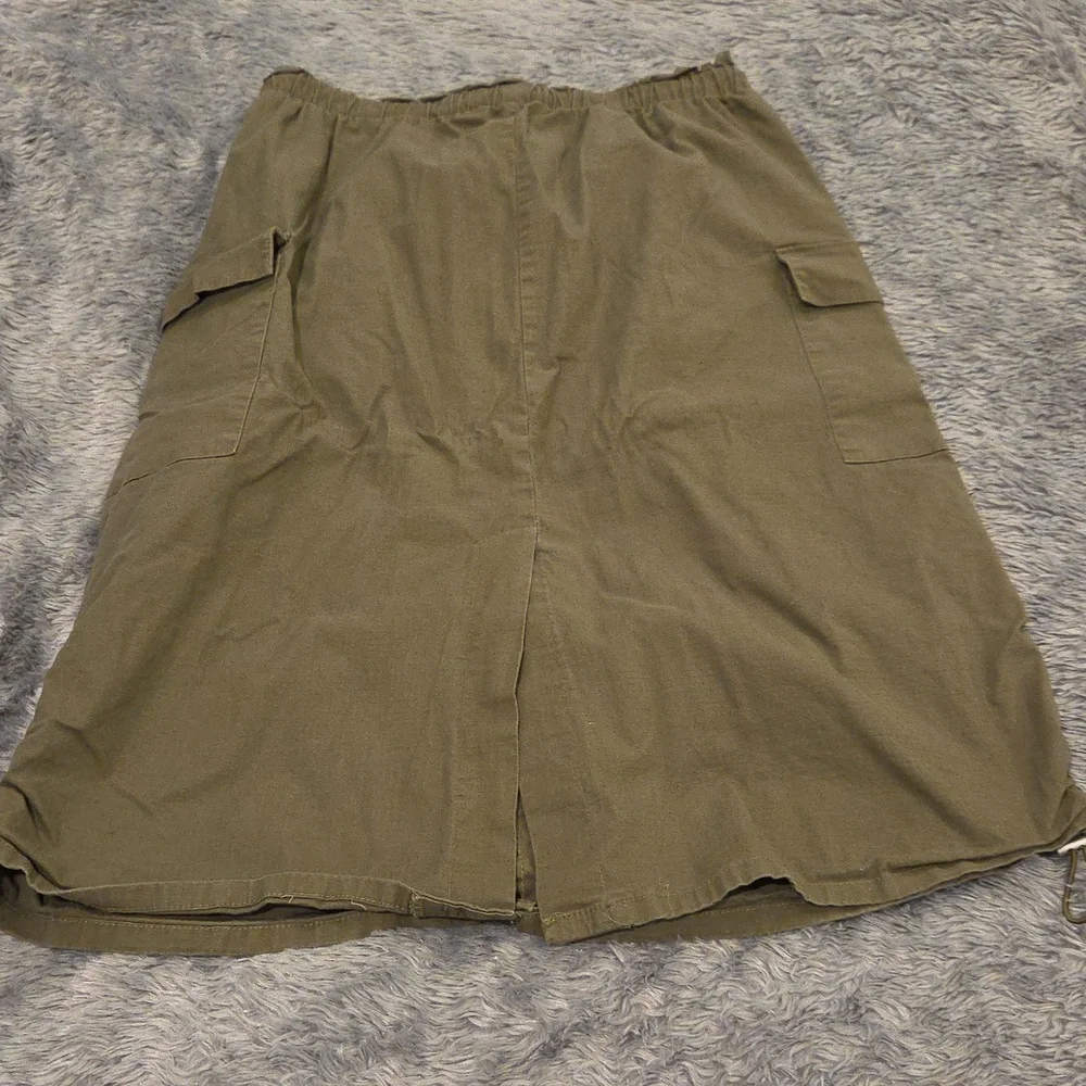 Rachel Zoe Olive Midi Cargo Skirt Size L! - Picture 4 of 8